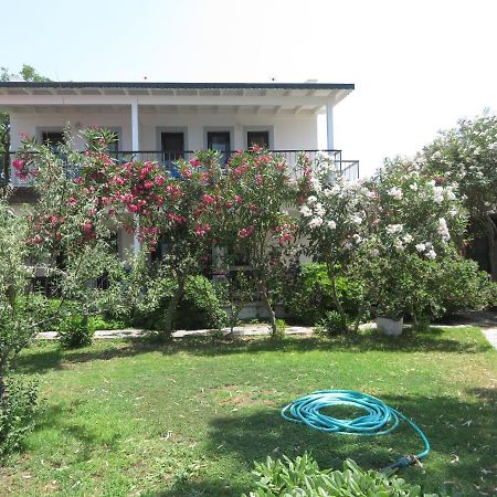 Arriba Pension & Restaurant Gümüşlük Kültér fotó